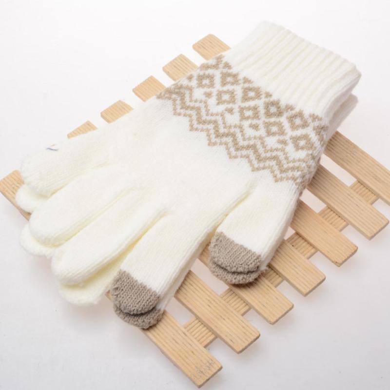 Five Fingers Gloves Winter Trendy Vintage Unisex Soft Knit Touch Screen Texting Smartphone Couple Warm Guantes Female Crochet Luvas Thicken1
Five Fingers Gloves Winter Trendy Vintage Unisex Soft Knit Touch Screen Texting Smartphone Couple Warm Guantes Female Crochet Luvas Thicken1