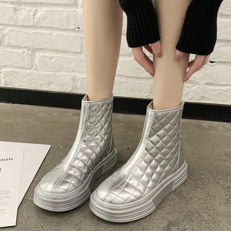 Lucyever Silver Pu Leather Chunky Ankle Boots for Women Waterproof Platform Short Plush Snow Boots Woman British Style Shoes, Black
Lucyever Silver Pu Leather Chunky Ankle Boots for Women Waterproof Platform Short Plush Snow Boots Woman British Style Shoes, Black