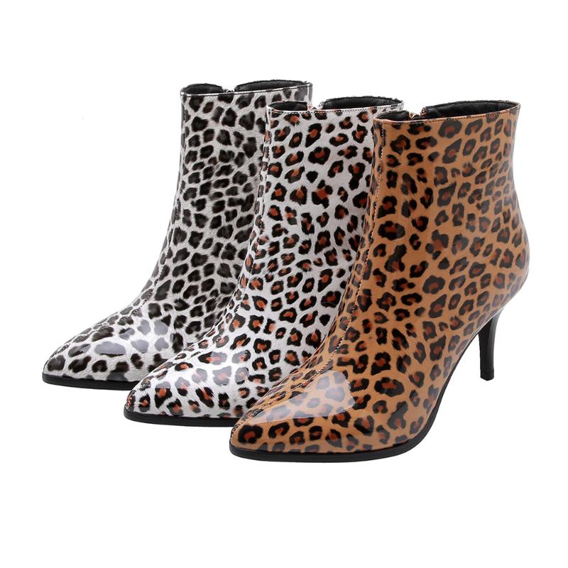 2020 New Women Slip-On Boots Snake Print Ankle Boots For Women Thin Heels Fashion Pointed toe Ladies Sexy shoes
2020 New Women Slip-On Boots Snake Print Ankle Boots For Women Thin Heels Fashion Pointed toe Ladies Sexy shoes