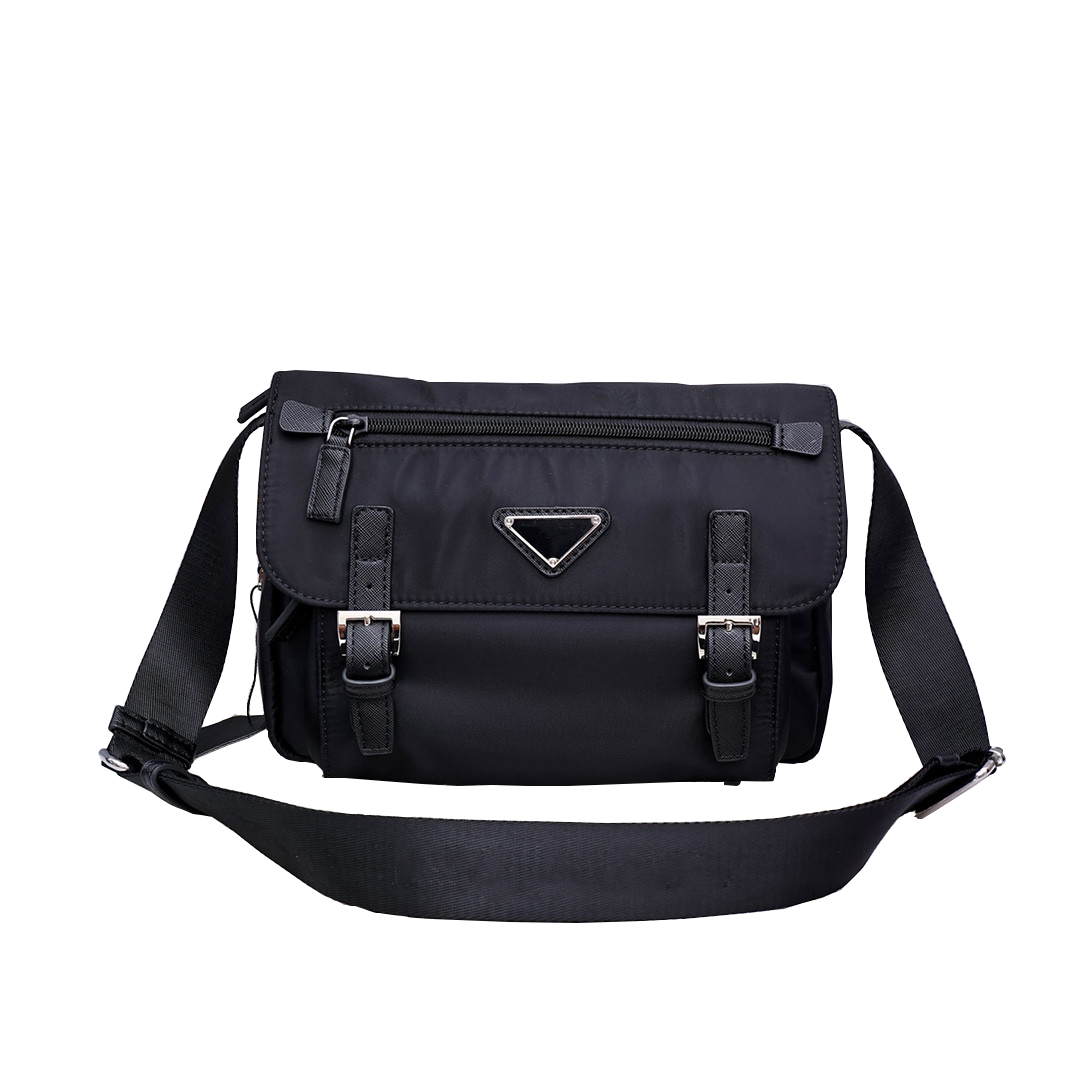 2022 Designers Mens Crossbody Bags Luxury Men Briefcases Brand Nylon Messenger Envelope Bag Fashion Purses Single Shoulder with Triangle Top, Black
2022 Designers Mens Crossbody Bags Luxury Men Briefcases Brand Nylon Messenger Envelope Bag Fashion Purses Single Shoulder with Triangle Top, Black
