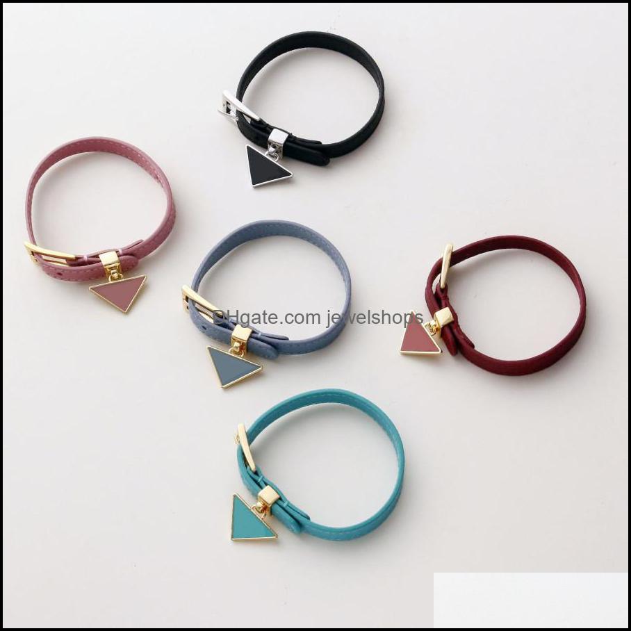 Id Identification Bracelets Jewelry Designer Bracelet Unisex Leather Fashion For Man Women Adjustable Size Top Quality Drop Delivery
Id Identification Bracelets Jewelry Designer Bracelet Unisex Leather Fashion For Man Women Adjustable Size Top Quality Drop Delivery