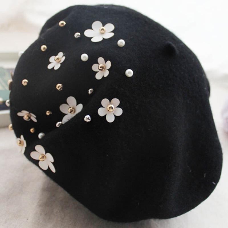 Autumn winter Women hats Elegant Wool Knit Beret Fashion Manual Nail Bead Daisy Flower Beret Hot Sale Female Painters Berets, Pink
Autumn winter Women hats Elegant Wool Knit Beret Fashion Manual Nail Bead Daisy Flower Beret Hot Sale Female Painters Berets, Pink