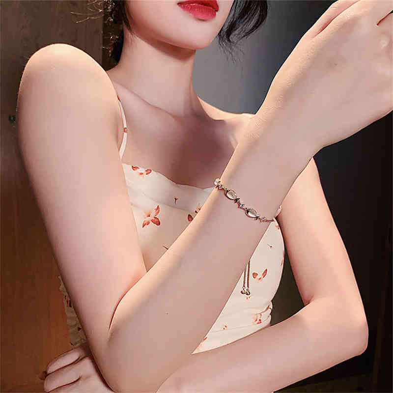 Ladies Fashion Cute Opal Bracelet Romantic Rose Gold Zircon Chain Accessories Girls