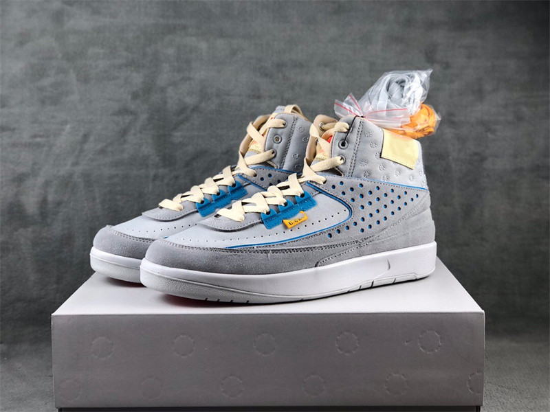 2021 Release Men MID 2 Grey Fog Basketball Shoes Siren Red Light Smoke Grey Jumpman II Designer Sports Sneakers Size US7-13 With Shoebox
2021 Release Men MID 2 Grey Fog Basketball Shoes Siren Red Light Smoke Grey Jumpman II Designer Sports Sneakers Size US7-13 With Shoebox