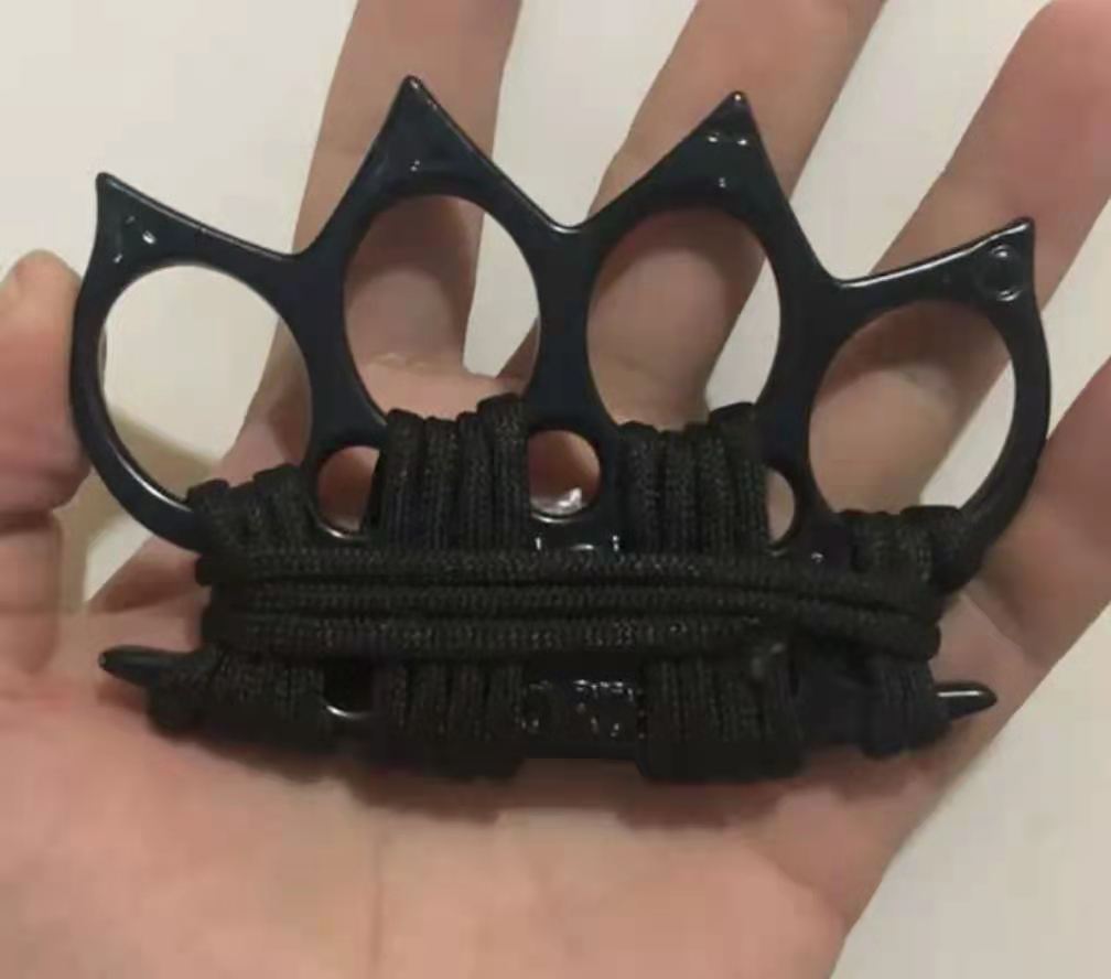 Glass fiber finger tiger four finger self-defense weapons will hand in hand buckle tiger finger fist button self-defense fighting supplies09
Glass fiber finger tiger four finger self-defense weapons will hand in hand buckle tiger finger fist button self-defense fighting supplies09