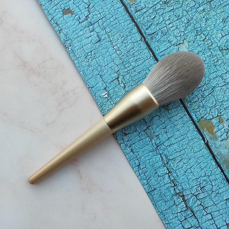 Loose Powder Makeup Brush Super Large Powder Blending Blush brush Soft Bristles Artistic Face Application Professional Makeup
Loose Powder Makeup Brush Super Large Powder Blending Blush brush Soft Bristles Artistic Face Application Professional Makeup