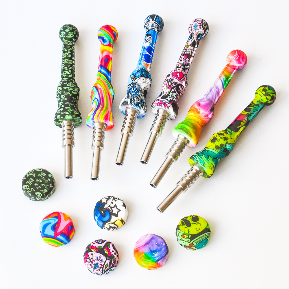 Silicone Nectar Collector Kit Silicone Pipe with Stainless Steel Tip Dab Straw Oil Rig Smoke Pipe smoke accessory glass pipe
Silicone Nectar Collector Kit Silicone Pipe with Stainless Steel Tip Dab Straw Oil Rig Smoke Pipe smoke accessory glass pipe