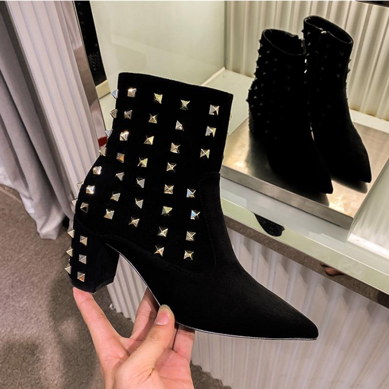 Runway Boots 2021 Black Flock Winter Shoes Woman Pointed Toe Rivets Designer Botas Mujer Fashion High Heels Ankle Boots Women, As show1
Runway Boots 2021 Black Flock Winter Shoes Woman Pointed Toe Rivets Designer Botas Mujer Fashion High Heels Ankle Boots Women, As show1