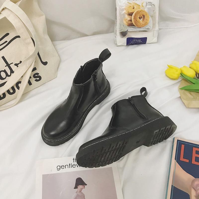 Boots Women Shoes 2020 Spring and Autumn New British Style Breathable Retro Short Boots Motorcycle Shoes, Black
Boots Women Shoes 2020 Spring and Autumn New British Style Breathable Retro Short Boots Motorcycle Shoes, Black