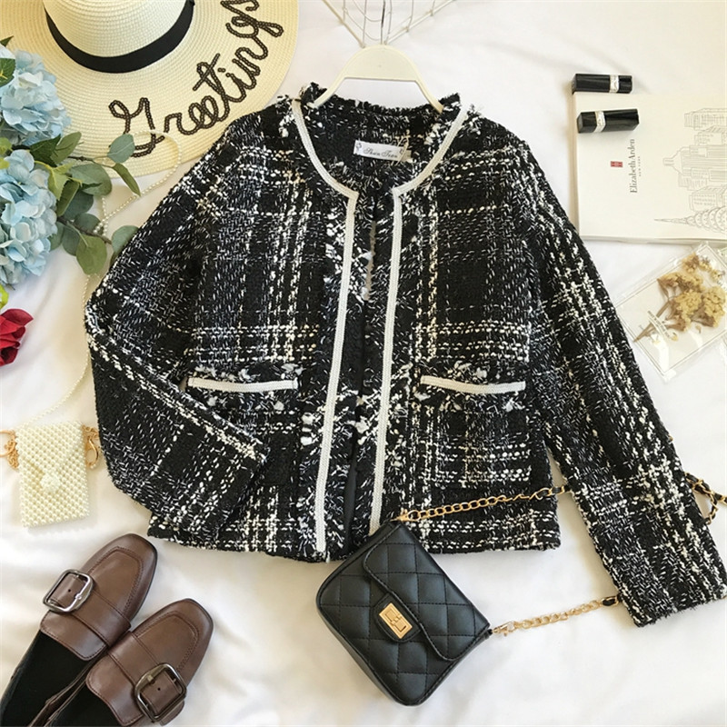 2021 New Autumn Color Contrast Fashionable Jacket Tweed Female Black Jackets Short White Suit Feminine Neck Mini Coat YXGE
2021 New Autumn Color Contrast Fashionable Jacket Tweed Female Black Jackets Short White Suit Feminine Neck Mini Coat YXGE