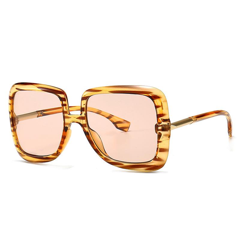 2021 Fashion Oversized Square Sunglasses Women Men Fashion Big Frame Sunglasses Female Retro Sun Glasses UV400
2021 Fashion Oversized Square Sunglasses Women Men Fashion Big Frame Sunglasses Female Retro Sun Glasses UV400