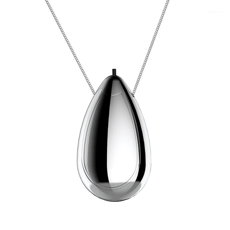 Fashionable Personal Wearable Mini Portable Rechargeable Negative Ion Hanging Neck Air Purifier1
Fashionable Personal Wearable Mini Portable Rechargeable Negative Ion Hanging Neck Air Purifier1