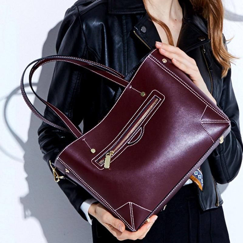 Ladies genuine leather shoulder bag design pockets women handbag portable messenger bag 2021 fashion brand, Green
Ladies genuine leather shoulder bag design pockets women handbag portable messenger bag 2021 fashion brand, Green
