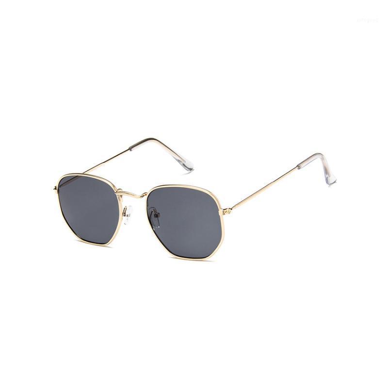 SunglassesLIFE Black Square Sunglasses Resin Lens Metal Frame Vintage Sun Glasses Women Eyewear Beach Shade Men Fashion1
SunglassesLIFE Black Square Sunglasses Resin Lens Metal Frame Vintage Sun Glasses Women Eyewear Beach Shade Men Fashion1