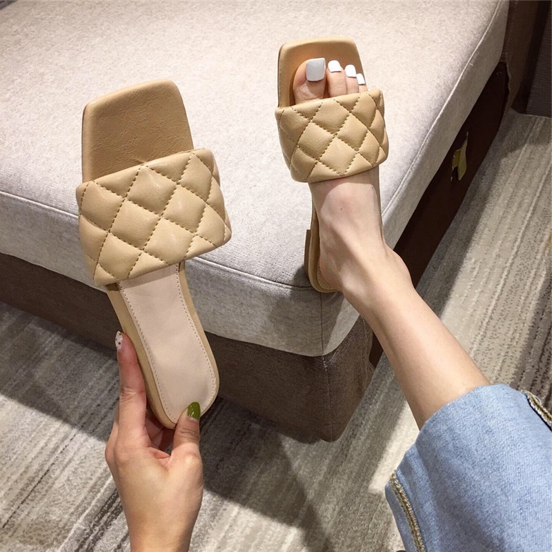 Shoes Slippers Casual Summer Clogs Woman Slipers Women Rubber Flip Flops Low Slides Luxury Beach 2020 Hawaiian Flat Rome Basic X1020
Shoes Slippers Casual Summer Clogs Woman Slipers Women Rubber Flip Flops Low Slides Luxury Beach 2020 Hawaiian Flat Rome Basic X1020