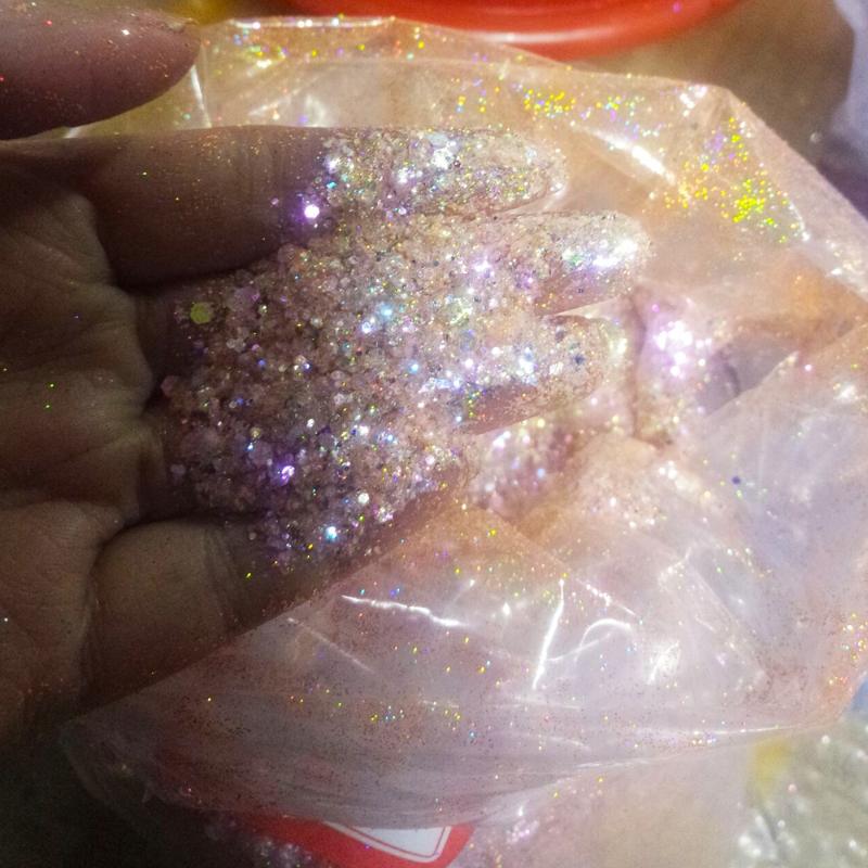 #4 200G/500G Rose Gold Holographic Nail glitter , colour shift glitter , craft supplies mermaid dreams ,holographic
#4 200G/500G Rose Gold Holographic Nail glitter , colour shift glitter , craft supplies mermaid dreams ,holographic