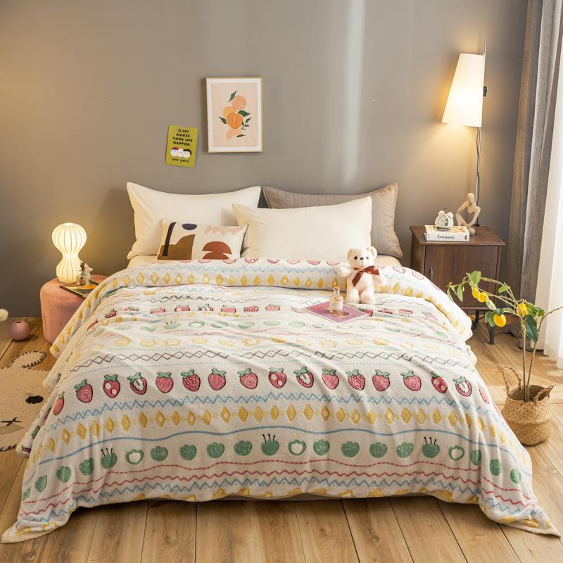 High density Coral Fleece soft blanket for sofa decoration winter blanket warm cover the bed gift
High density Coral Fleece soft blanket for sofa decoration winter blanket warm cover the bed gift