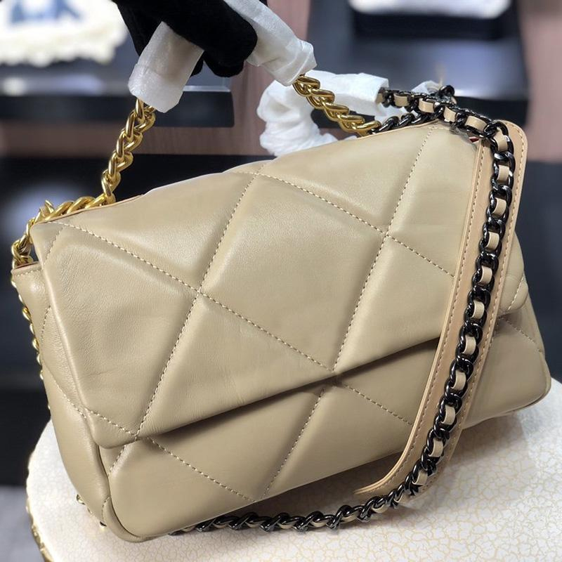 Newest women Handbags Real Lambskin Crossbody Bag with Gold Metal Ladies Shoulder Bags Genuine Leather Plaid Shoulder Bag newbag999
Newest women Handbags Real Lambskin Crossbody Bag with Gold Metal Ladies Shoulder Bags Genuine Leather Plaid Shoulder Bag newbag999