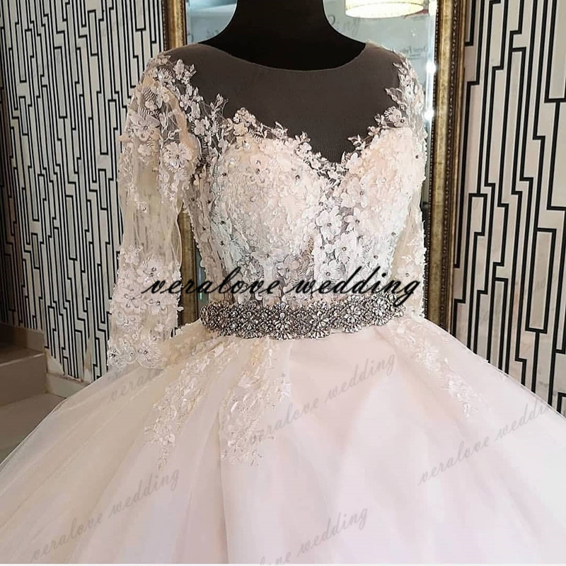 Chic Princess Ball Gown Wedding Dress Robe De Mariee 2021 Sheer Long Sleeves Lace Appliques Bridal Gowns Bead Sash