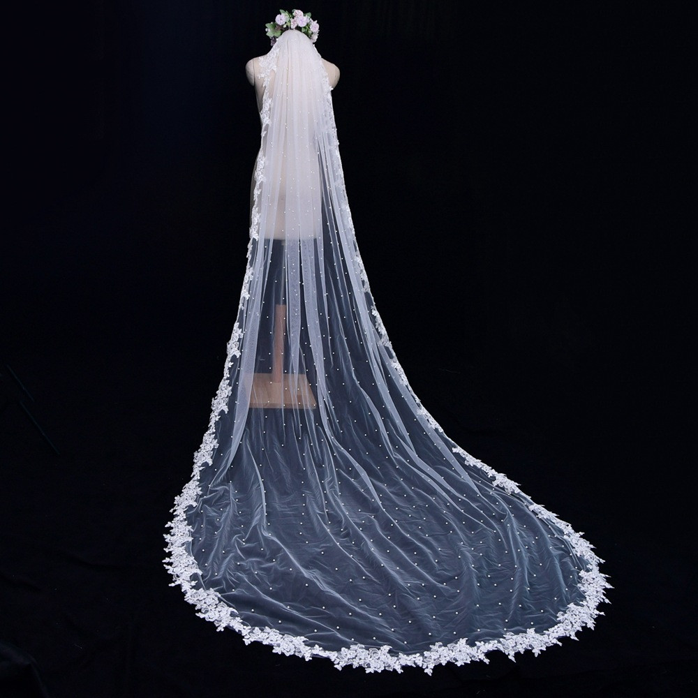 Wedding Veils Lace Appliqued Oner Layer 3meter Custom Made Applique Race Pearl Veils with Comb Bride Bridal Accessories