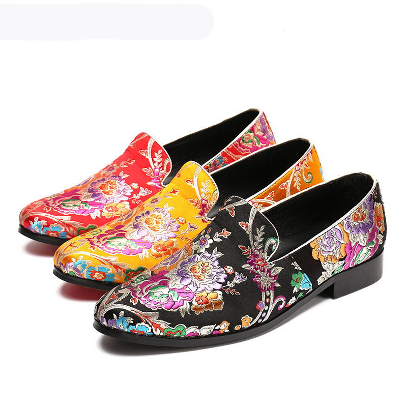 New Handmade Flowers Print Suede China Style Men Loafers Wedding and Party Men Shoes Fashion Men's Loafers
New Handmade Flowers Print Suede China Style Men Loafers Wedding and Party Men Shoes Fashion Men's Loafers