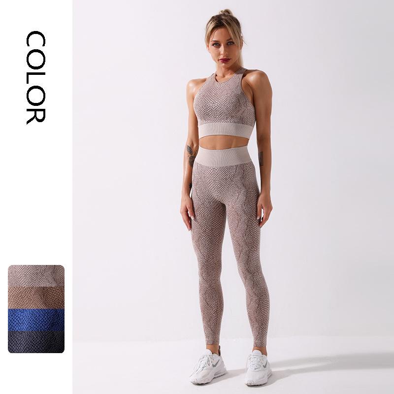 Snake Seamless Yoga Set Gym Fitness Clothing Women Yoga Suit Sportswear Workout Leggings Top Sport Clothes Training Tights, Black
Snake Seamless Yoga Set Gym Fitness Clothing Women Yoga Suit Sportswear Workout Leggings Top Sport Clothes Training Tights, Black