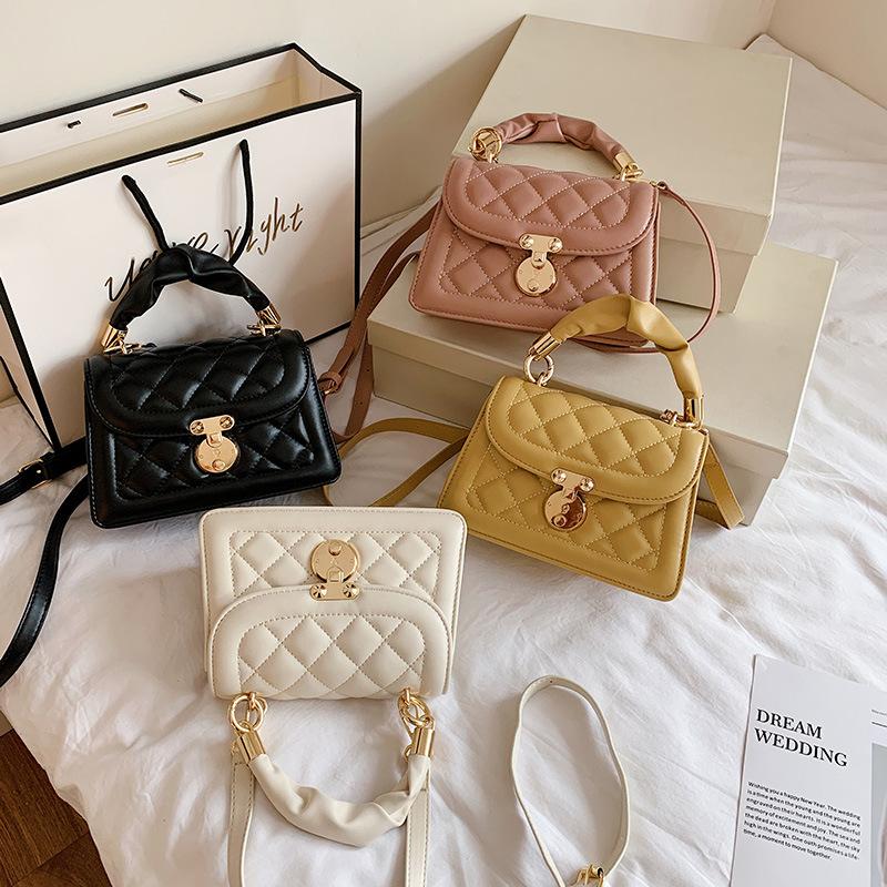 OLUOLIN Women Shoulder Bag And Crossbody Bag PU leather Message Purses and Handbags Luxury Designer Lady Elegant Totes, Black
OLUOLIN Women Shoulder Bag And Crossbody Bag PU leather Message Purses and Handbags Luxury Designer Lady Elegant Totes, Black