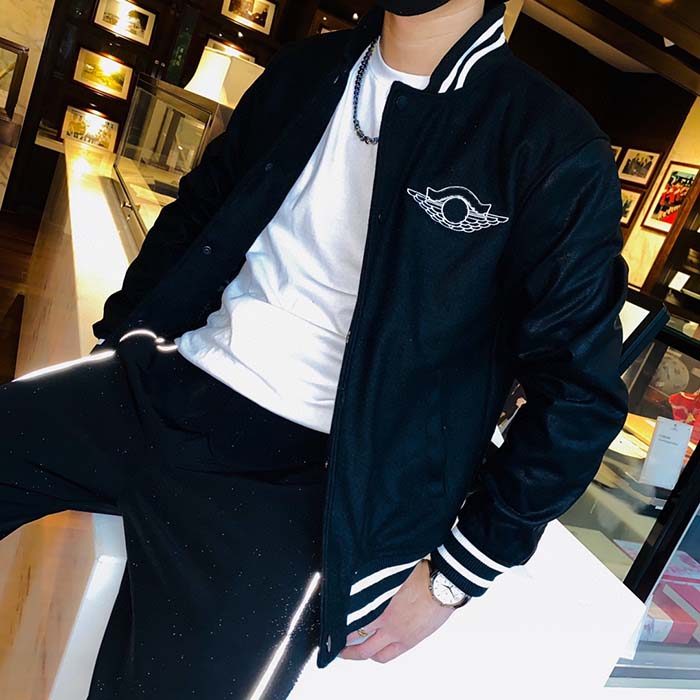man designers clothes Jackets letter embroidery Baseball casual mens winter coats mens jacket black 05, Plastic bag
man designers clothes Jackets letter embroidery Baseball casual mens winter coats mens jacket black 05, Plastic bag