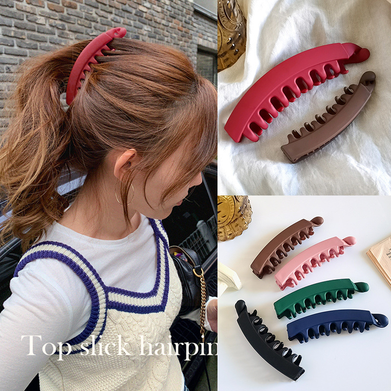 Korean Style Top Slick Acrylic Banana Shaped Hair Claw Double Size Crab Clip Hair Clamp Hairpin For Women Hold The Hair Easily, Golden;silver
Korean Style Top Slick Acrylic Banana Shaped Hair Claw Double Size Crab Clip Hair Clamp Hairpin For Women Hold The Hair Easily, Golden;silver