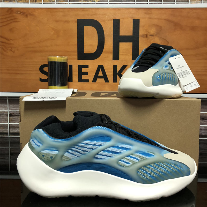 Top Quality Srphym Arzareth Kanye West 700 V3 Men Wemen Running Shoes Azael Alvah Eremiel Foam Runner Triple Mens Sports Sneakers
Top Quality Srphym Arzareth Kanye West 700 V3 Men Wemen Running Shoes Azael Alvah Eremiel Foam Runner Triple Mens Sports Sneakers