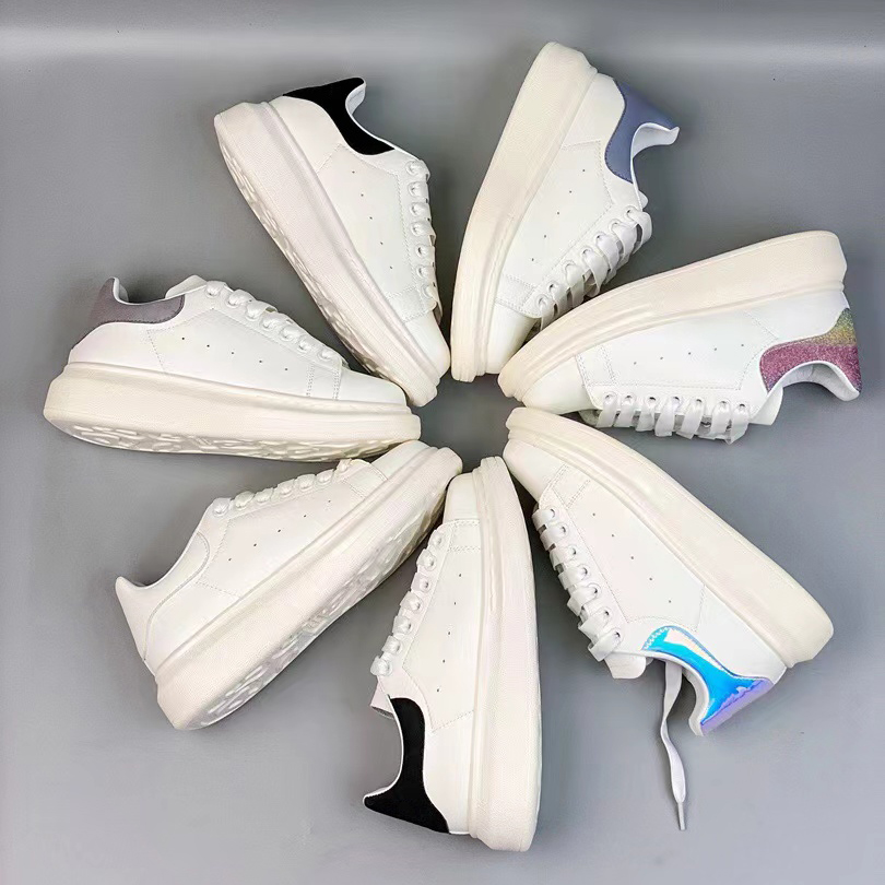 2022 Designer Sneakers Platform Casual Shoes Men Women Leather Suede Sneaker White Black Velvet Trainers Jogging Walking Shoe
2022 Designer Sneakers Platform Casual Shoes Men Women Leather Suede Sneaker White Black Velvet Trainers Jogging Walking Shoe