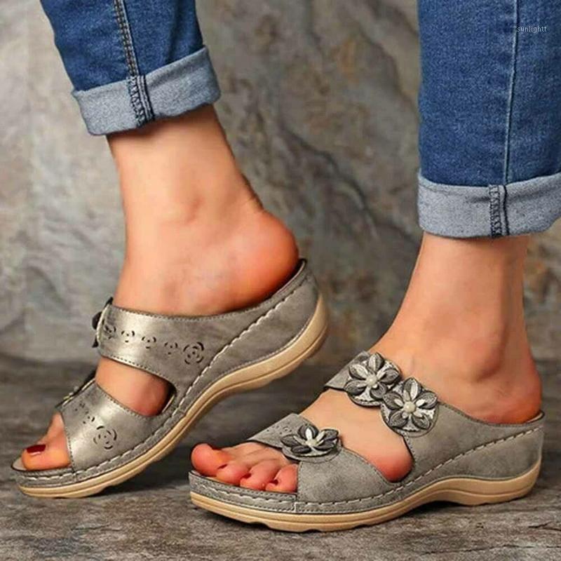 Puimentiua Women's Sandals Summer Handmade Ladies Shoes Fashion Leather Floral Sandals Women Flat Shoes Retro Women slippers1, Blue
Puimentiua Women's Sandals Summer Handmade Ladies Shoes Fashion Leather Floral Sandals Women Flat Shoes Retro Women slippers1, Blue