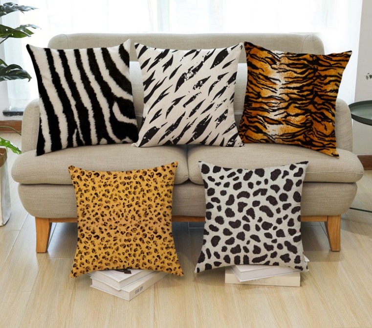 Pillow cover tiger leopard series pillow case cushion cover black and white stripe series pillow cases, 45*45cm
Pillow cover tiger leopard series pillow case cushion cover black and white stripe series pillow cases, 45*45cm