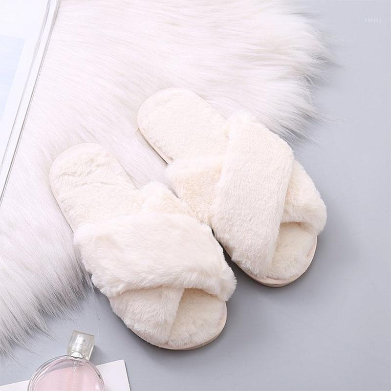 Women Indoor Plush Slippers Flat Shoes 1Pair Fur Cross Slippers Breathable Comfortable Home Winter Shoes Warm Non-Slip1, Beige
Women Indoor Plush Slippers Flat Shoes 1Pair Fur Cross Slippers Breathable Comfortable Home Winter Shoes Warm Non-Slip1, Beige