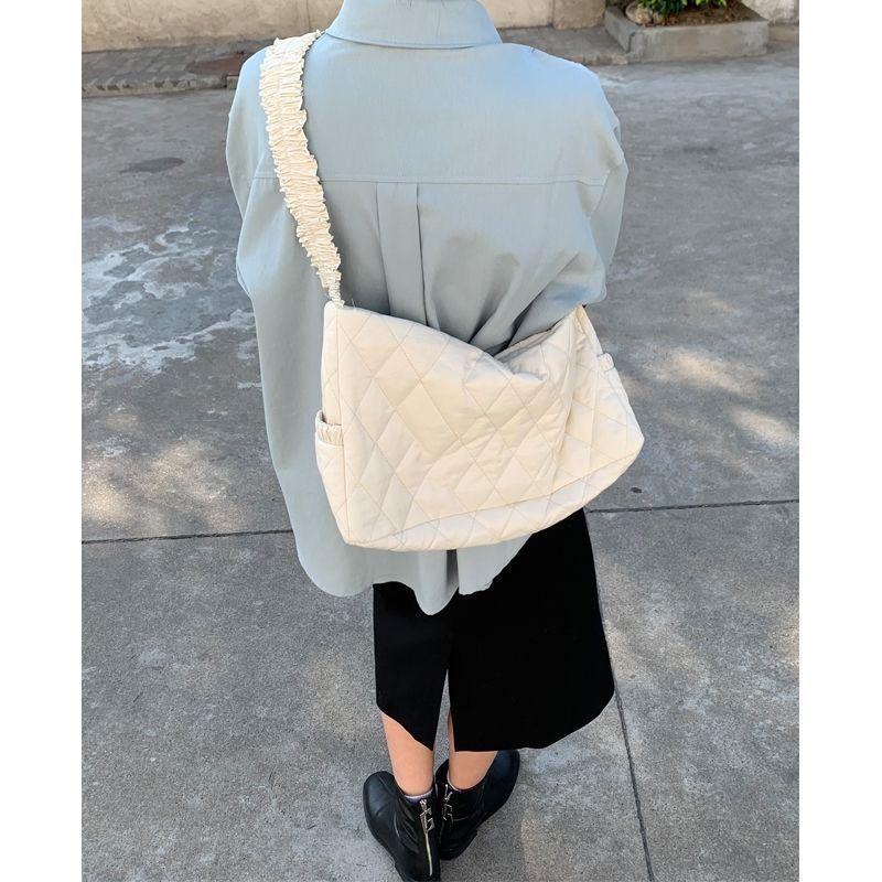 Fashion women bag large underarm shoulder bag tote girl vintage shoulder handbag casual tiangyyt, White
Fashion women bag large underarm shoulder bag tote girl vintage shoulder handbag casual tiangyyt, White