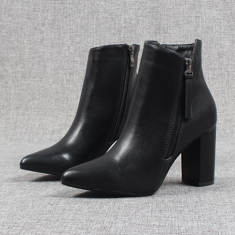 Winter Boots Lady Zipper Boots-women Women's Rubber Shoes Rain Booties Ladies Luxury Designer 2021 Rock Autumn Pointy Fashion1
Winter Boots Lady Zipper Boots-women Women's Rubber Shoes Rain Booties Ladies Luxury Designer 2021 Rock Autumn Pointy Fashion1