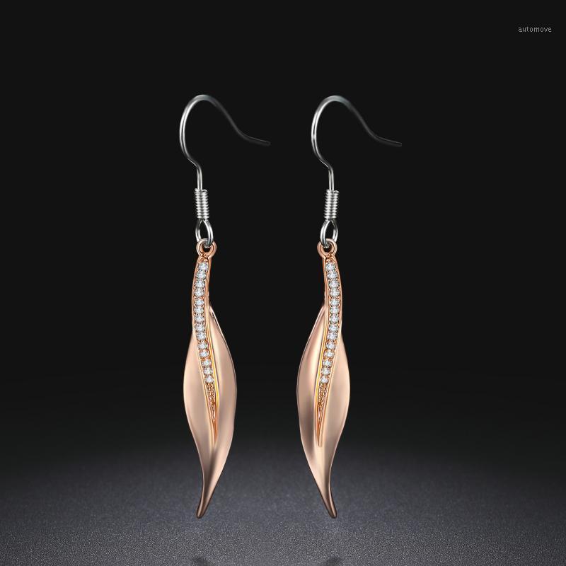 Double Fair 2020 New Fashion Fairy & Style Rose Gold Color Leaf Drop Earrings For Women With CZ Stone Charm Jewelry DFE3951
Double Fair 2020 New Fashion Fairy & Style Rose Gold Color Leaf Drop Earrings For Women With CZ Stone Charm Jewelry DFE3951