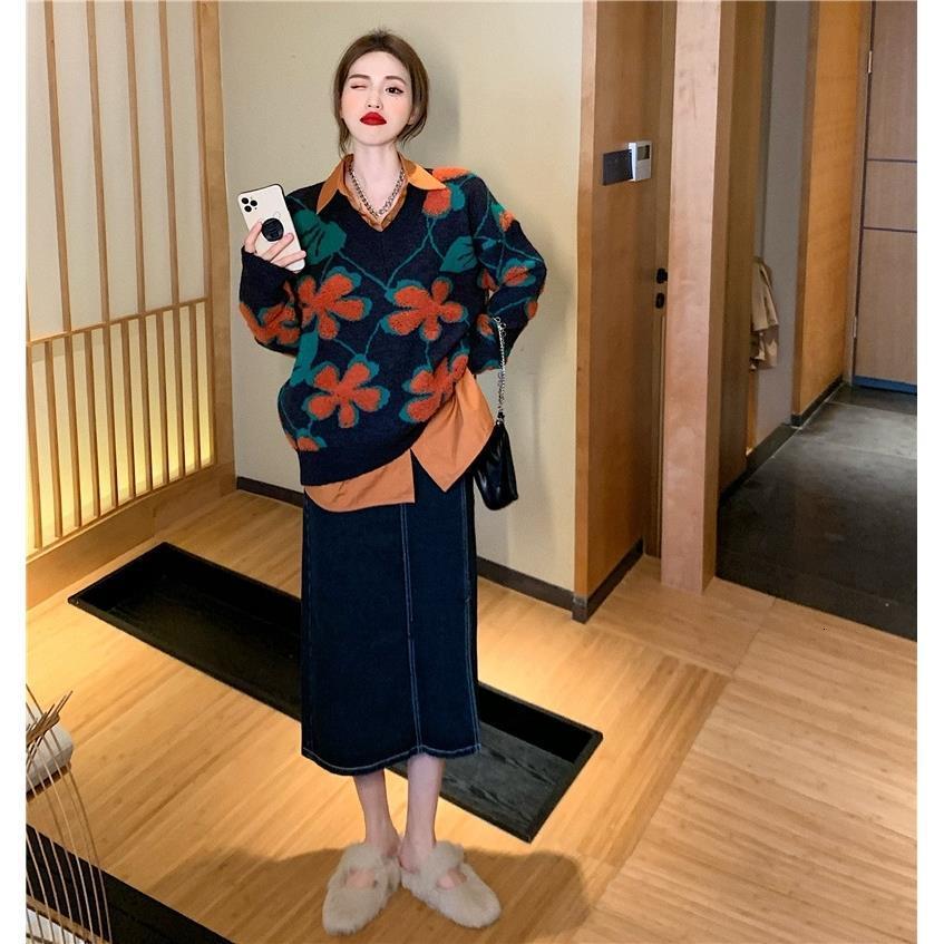 2021 High quality Winter Fashion Set Female Retro Jacquard Women's Sweater Knitted-out ZRSS, Black
2021 High quality Winter Fashion Set Female Retro Jacquard Women's Sweater Knitted-out ZRSS, Black