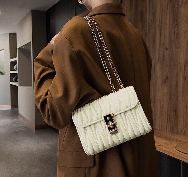 new fashion one-shoulder bag Korean version cross-body bag female versatile Instagram, Black
new fashion one-shoulder bag Korean version cross-body bag female versatile Instagram, Black