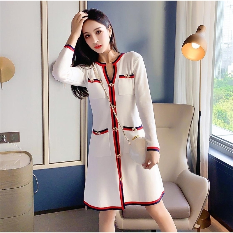 Contrast Colour Striped Knitted Women Dress Autumn Winter Runway Bees Button V-Neck Long Sleeve Pocket Vintage Dress 201110