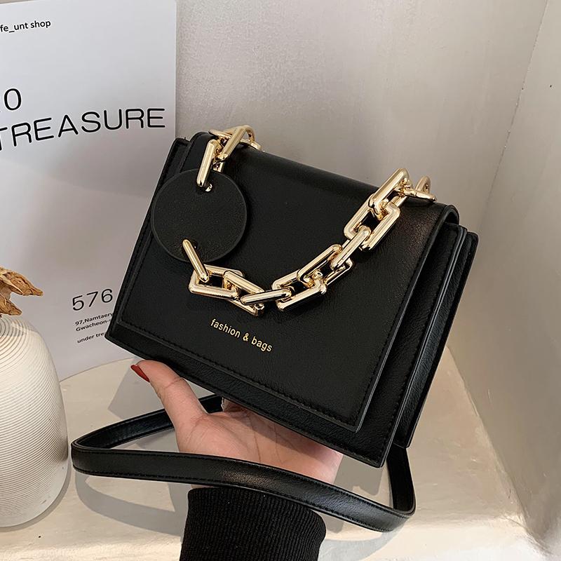 Original Design Popular Handbags 2021 New All-match Western Style Single Shoulder Messenger Bag Chain Small Square Bag, Black
Original Design Popular Handbags 2021 New All-match Western Style Single Shoulder Messenger Bag Chain Small Square Bag, Black
