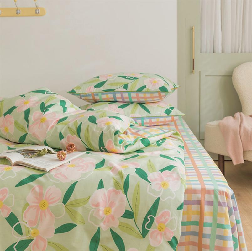 Cute green red flower bedding set teen,cotton queen king pastoral double home textile bed sheet pillow case duvet cover, Color 02
Cute green red flower bedding set teen,cotton queen king pastoral double home textile bed sheet pillow case duvet cover, Color 02