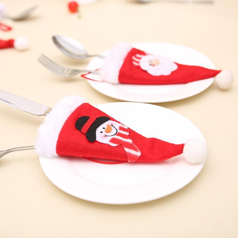 6pcs/lot Santa Claus Snowman Christmas Silverware Holders Fork Knife Spoon Pocket Bags Table Ornament New Year Xmas Home decor1
6pcs/lot Santa Claus Snowman Christmas Silverware Holders Fork Knife Spoon Pocket Bags Table Ornament New Year Xmas Home decor1