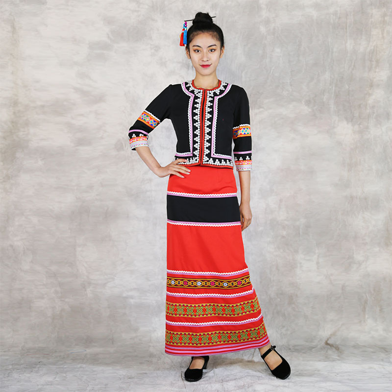 Thailand Ethnic clothing Women's elegant outfit festival Dance Performance wear Tops and Skirt set embroidered Asian costume
