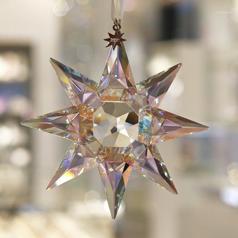 2020 New Top Quality Crystal Snowflake Crystal Figurines Hanging Suncatcher Car Hanging Ornament Wedding Home Garden Decor1
2020 New Top Quality Crystal Snowflake Crystal Figurines Hanging Suncatcher Car Hanging Ornament Wedding Home Garden Decor1