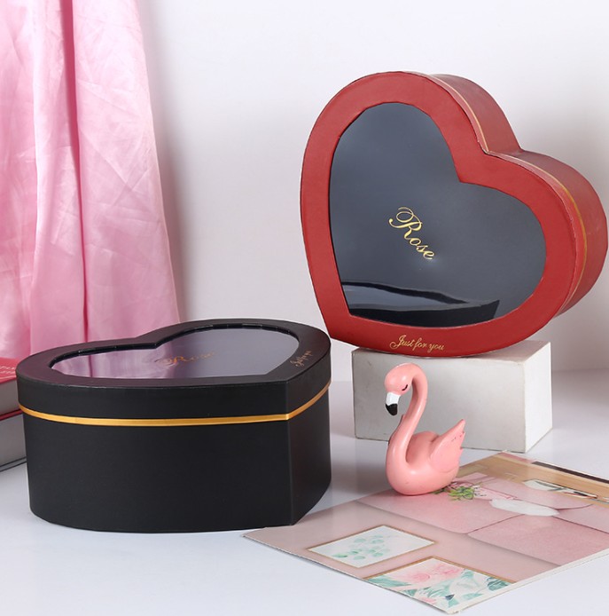 Wedding Souvenir gift candy box heart-shaped gift packing box with window Valentine's Day gift box girlfriend present Wrap boxes
Wedding Souvenir gift candy box heart-shaped gift packing box with window Valentine's Day gift box girlfriend present Wrap boxes