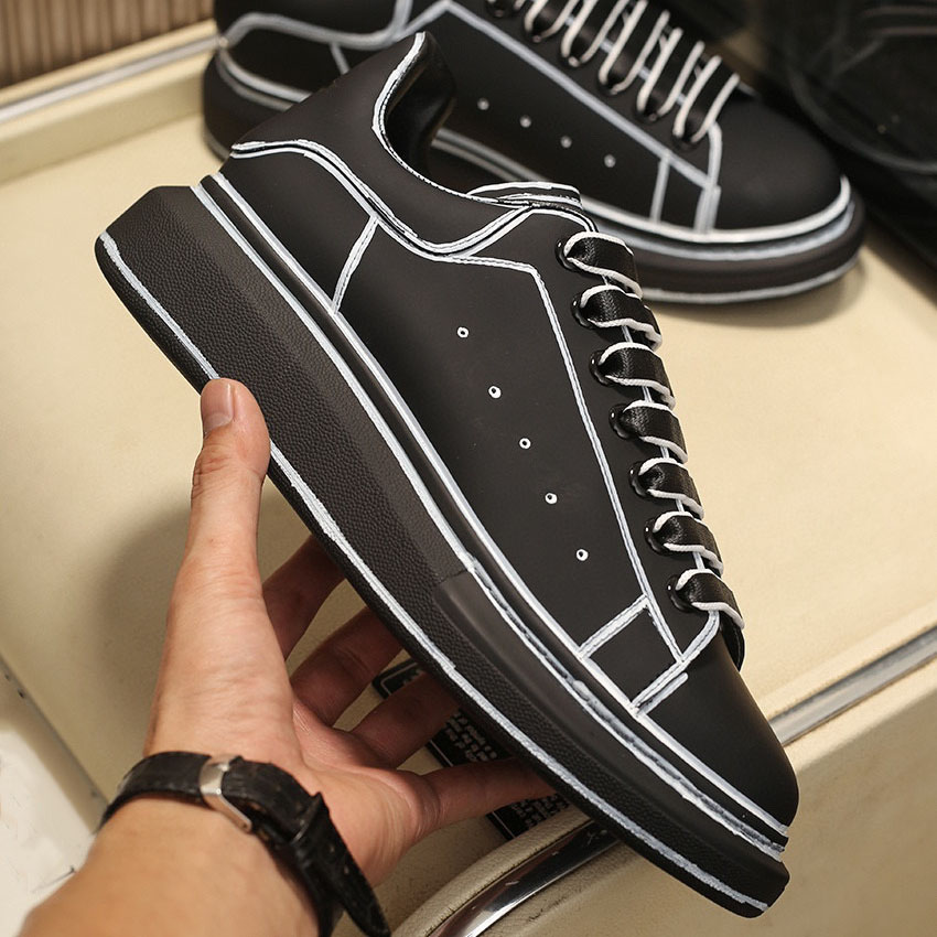2021 Mens Platform Shoes Womens Heightened Snakeskin Pattern Stroke Top Leather Ladies Fashion Sneakers Trendy Flat Designer Casual Shoes, Shown
2021 Mens Platform Shoes Womens Heightened Snakeskin Pattern Stroke Top Leather Ladies Fashion Sneakers Trendy Flat Designer Casual Shoes, Shown