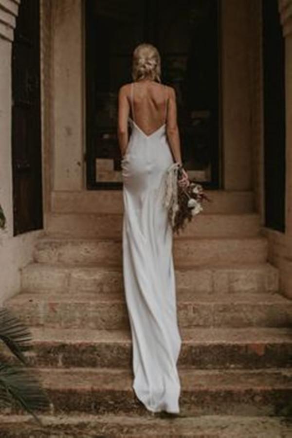 Sexy Simple Beach Mermaid Wedding Dress Spaghetti Straps Backless Full Length Bohemian Country Summer Formal Gown Bride Gowns Robe Dresses