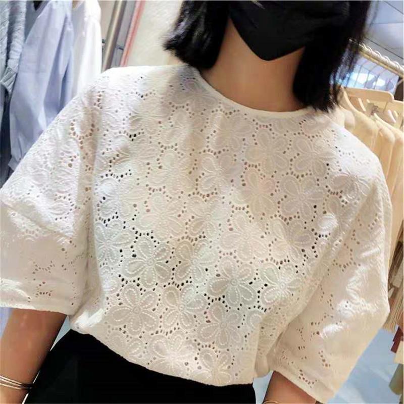 Ins Korean Style Chic Fashionable Hot Summer Shirts for Women Elegant Fashion O-neck Hollow Out Floral Solid White Hot Shirts
Ins Korean Style Chic Fashionable Hot Summer Shirts for Women Elegant Fashion O-neck Hollow Out Floral Solid White Hot Shirts