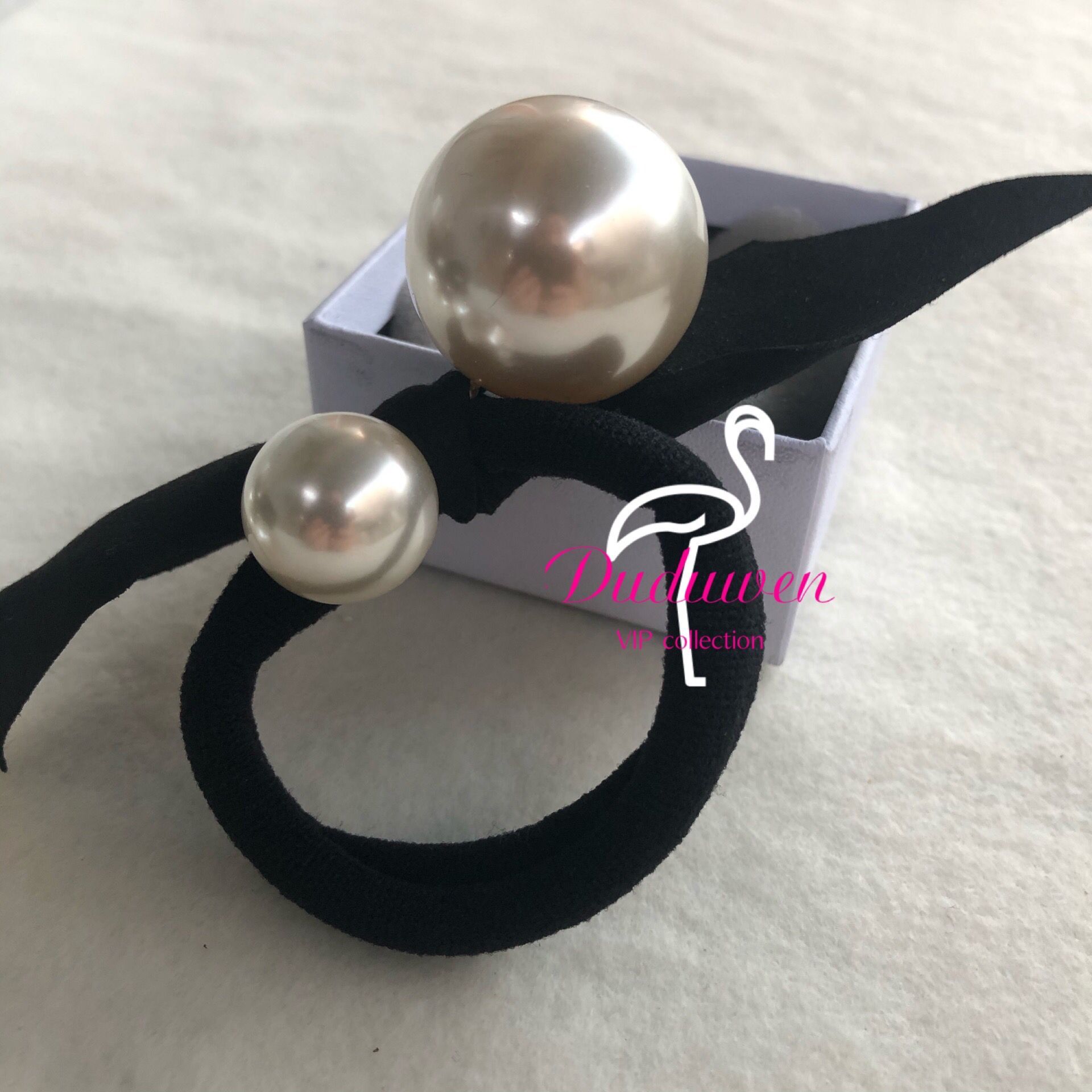 ealstic hair hands classic pearls with bowknot fashion C hairtie duduwen for collection, Pink
ealstic hair hands classic pearls with bowknot fashion C hairtie duduwen for collection, Pink